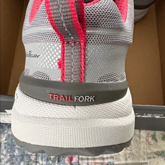 Eddie Bauer Trail Fork Hikers - Picture 7 of 8